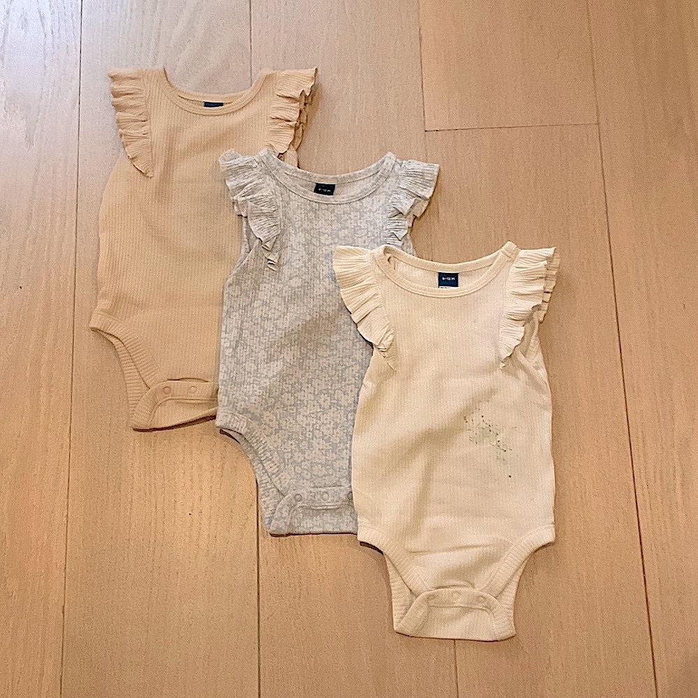 Ruffled Rib Onesie Bundle